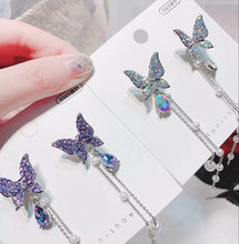 Load image into Gallery viewer, Pearl &amp; Crystal Butterfly Hanging Earrings
