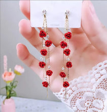 Load image into Gallery viewer, Rose Tassle Earrings
