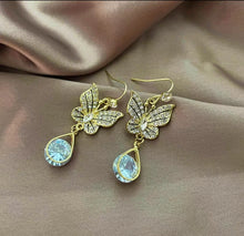 Load image into Gallery viewer, Butterfly Rhinestone Drop Earrings
